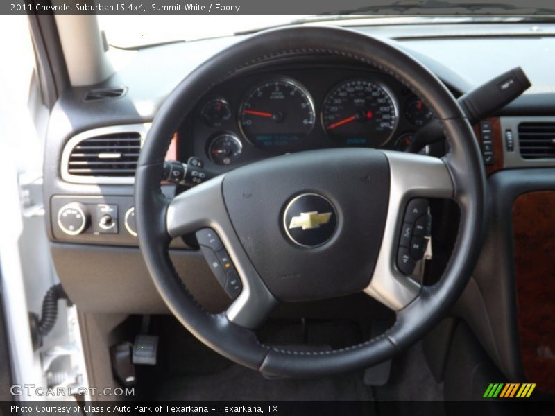 Summit White / Ebony 2011 Chevrolet Suburban LS 4x4