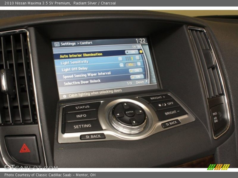 Controls of 2010 Maxima 3.5 SV Premium