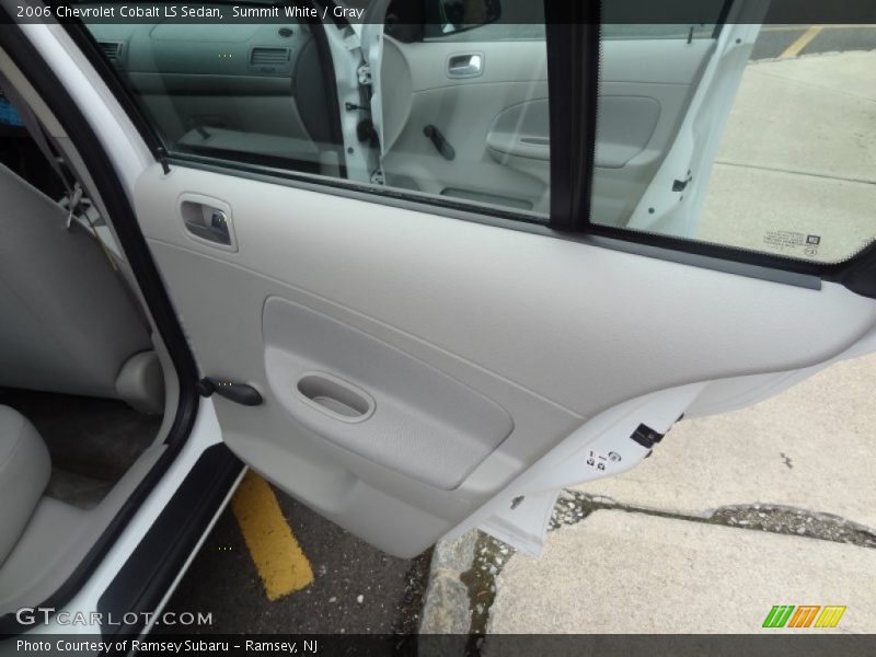 Summit White / Gray 2006 Chevrolet Cobalt LS Sedan