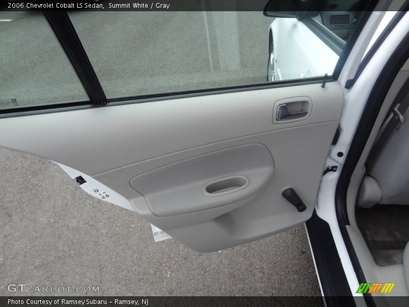 Summit White / Gray 2006 Chevrolet Cobalt LS Sedan
