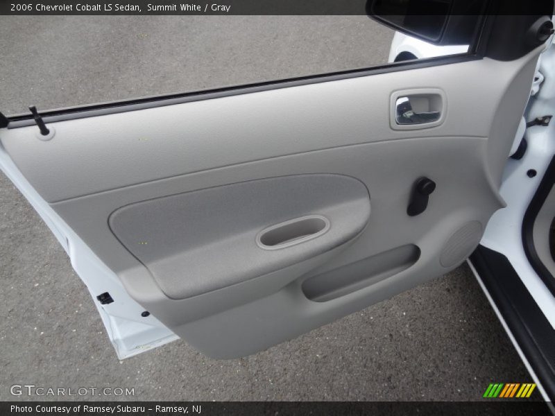 Summit White / Gray 2006 Chevrolet Cobalt LS Sedan