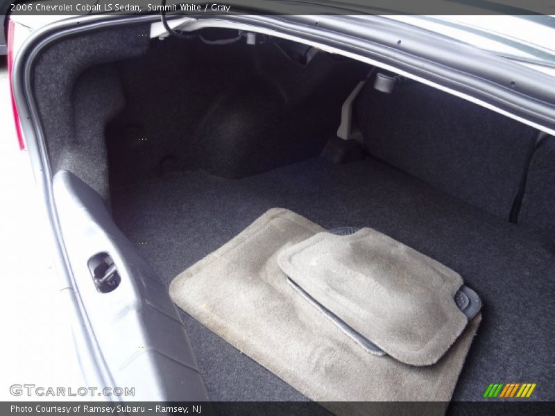 Summit White / Gray 2006 Chevrolet Cobalt LS Sedan