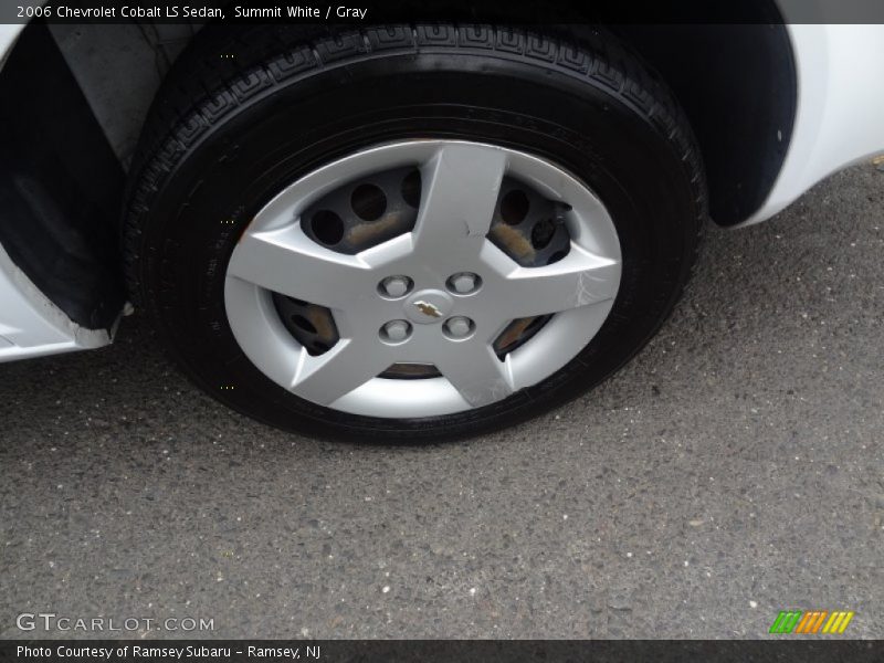 Summit White / Gray 2006 Chevrolet Cobalt LS Sedan