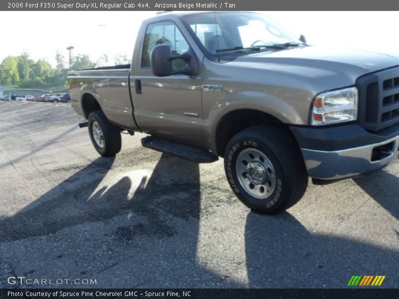 Arizona Beige Metallic / Tan 2006 Ford F350 Super Duty XL Regular Cab 4x4