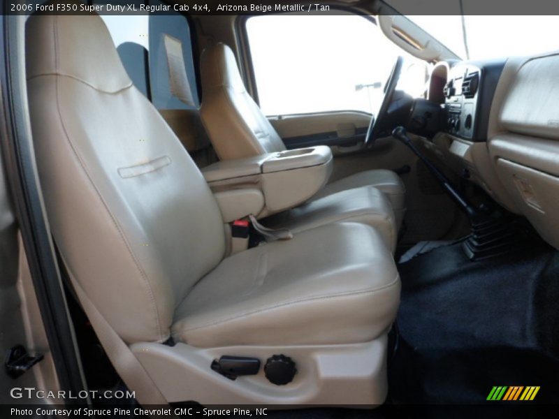 Arizona Beige Metallic / Tan 2006 Ford F350 Super Duty XL Regular Cab 4x4
