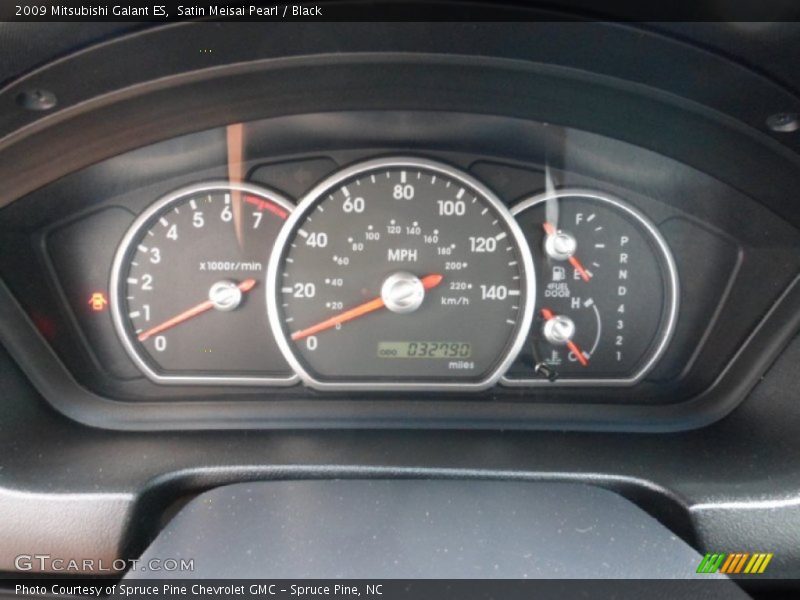 Satin Meisai Pearl / Black 2009 Mitsubishi Galant ES
