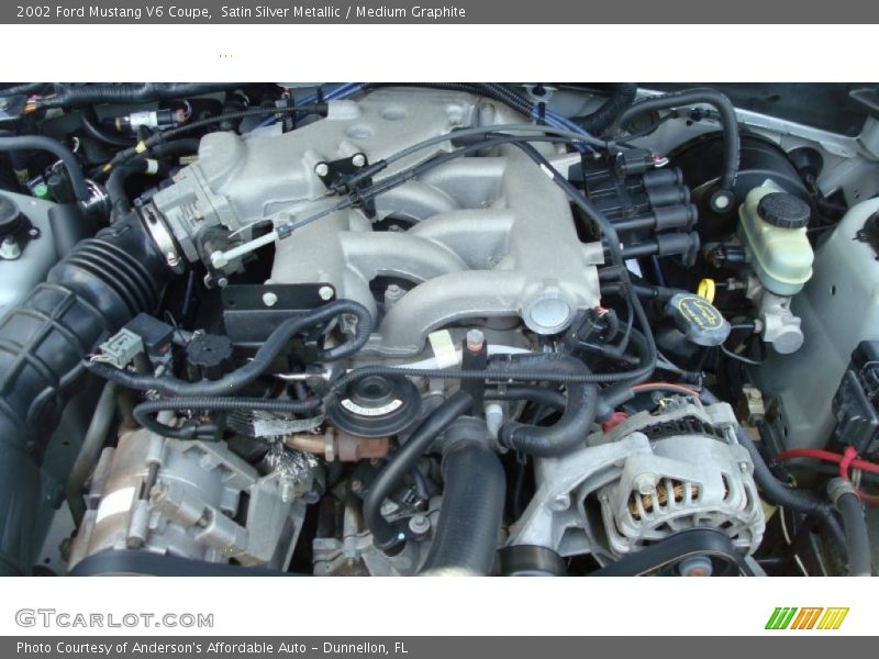 Satin Silver Metallic / Medium Graphite 2002 Ford Mustang V6 Coupe