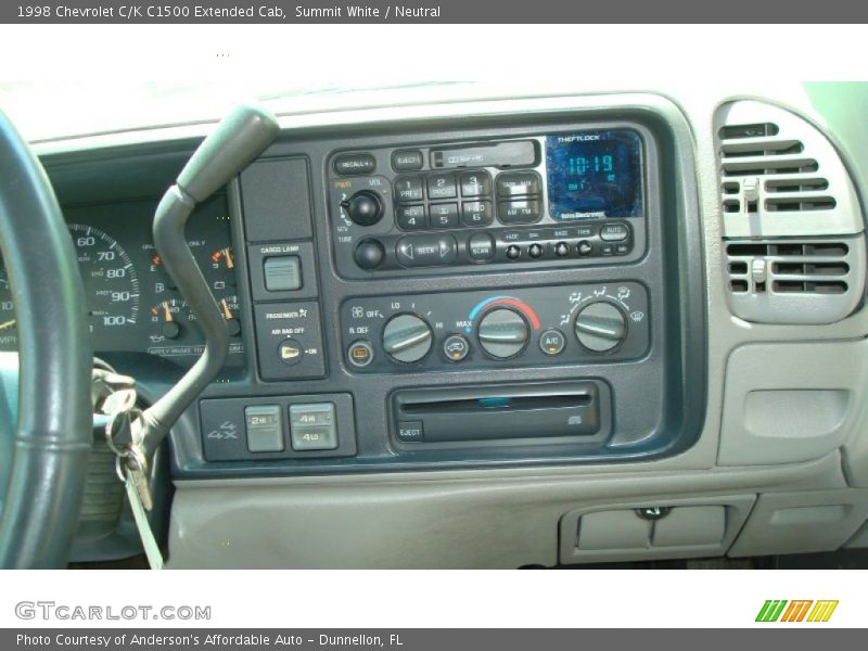 Controls of 1998 C/K C1500 Extended Cab