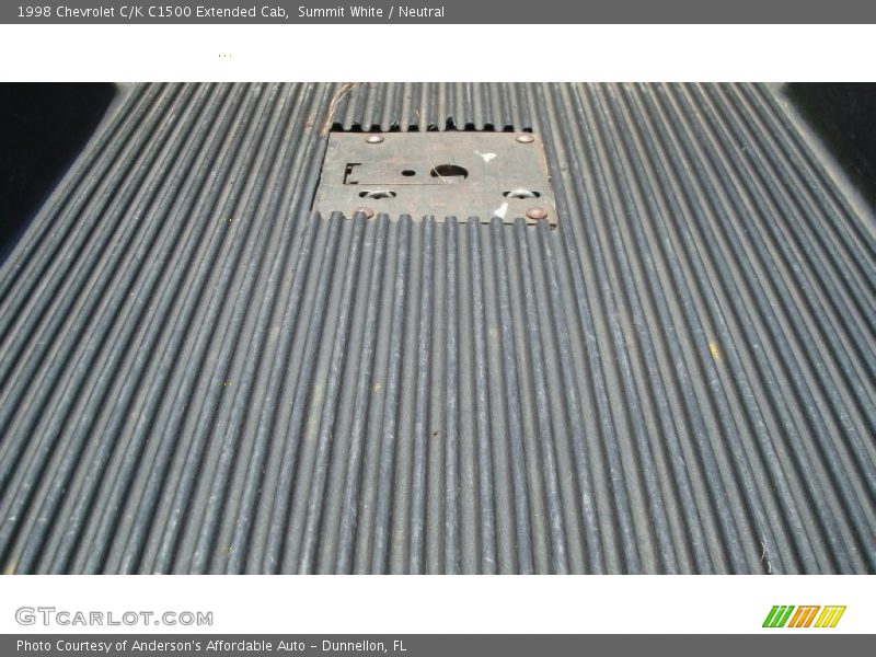 Summit White / Neutral 1998 Chevrolet C/K C1500 Extended Cab