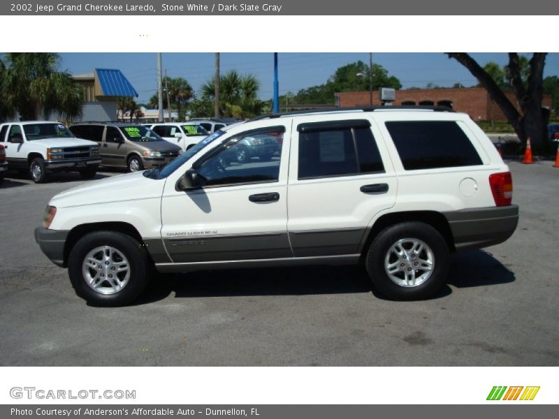 Stone White / Dark Slate Gray 2002 Jeep Grand Cherokee Laredo