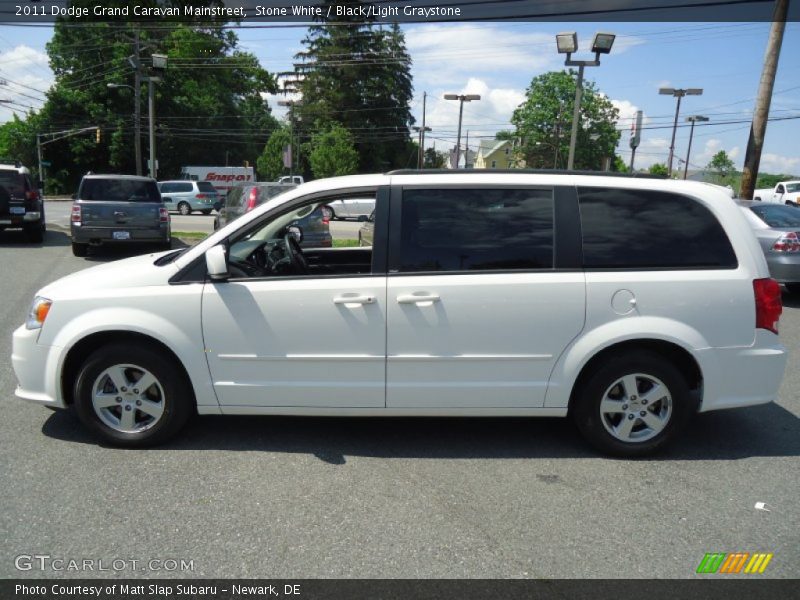 Stone White / Black/Light Graystone 2011 Dodge Grand Caravan Mainstreet