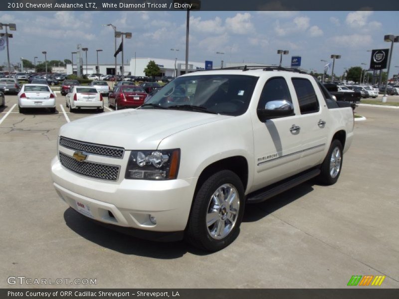 White Diamond Tricoat / Ebony 2010 Chevrolet Avalanche LTZ