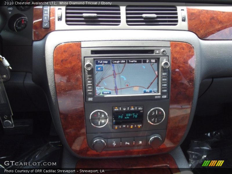 White Diamond Tricoat / Ebony 2010 Chevrolet Avalanche LTZ