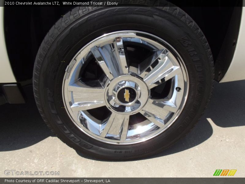 White Diamond Tricoat / Ebony 2010 Chevrolet Avalanche LTZ