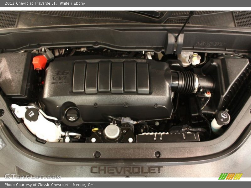 White / Ebony 2012 Chevrolet Traverse LT