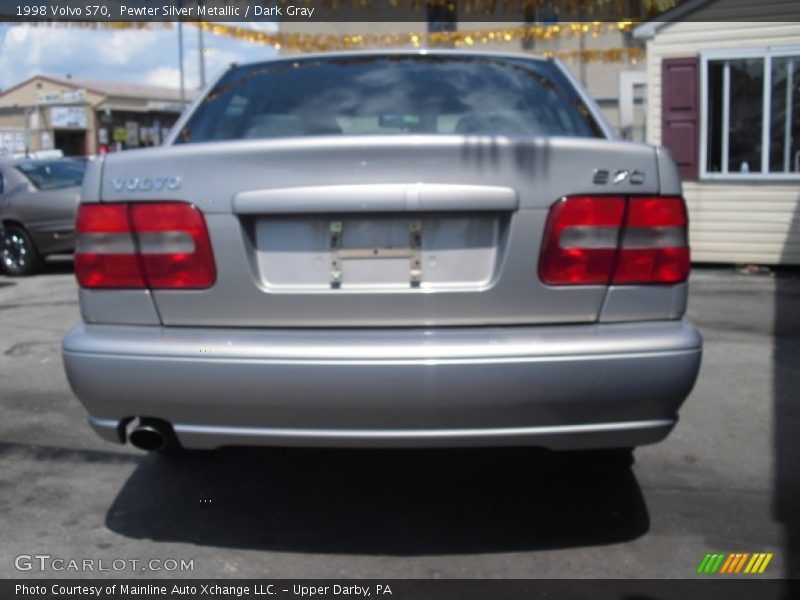 Pewter Silver Metallic / Dark Gray 1998 Volvo S70