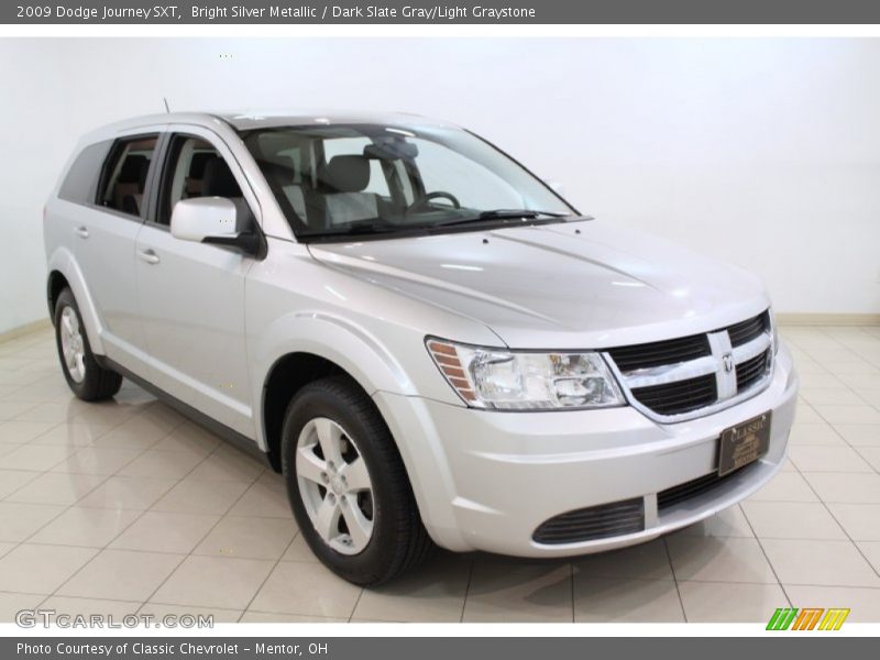 Bright Silver Metallic / Dark Slate Gray/Light Graystone 2009 Dodge Journey SXT