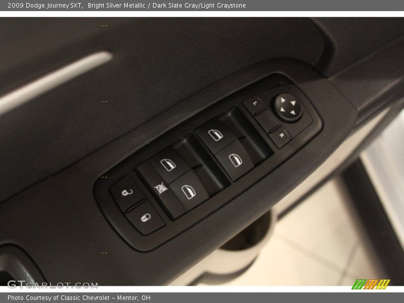 Bright Silver Metallic / Dark Slate Gray/Light Graystone 2009 Dodge Journey SXT