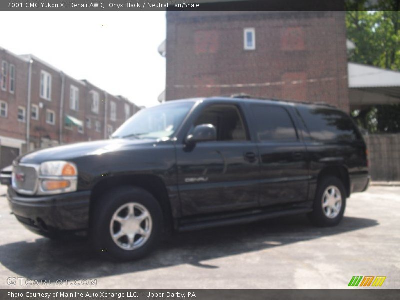 Onyx Black / Neutral Tan/Shale 2001 GMC Yukon XL Denali AWD