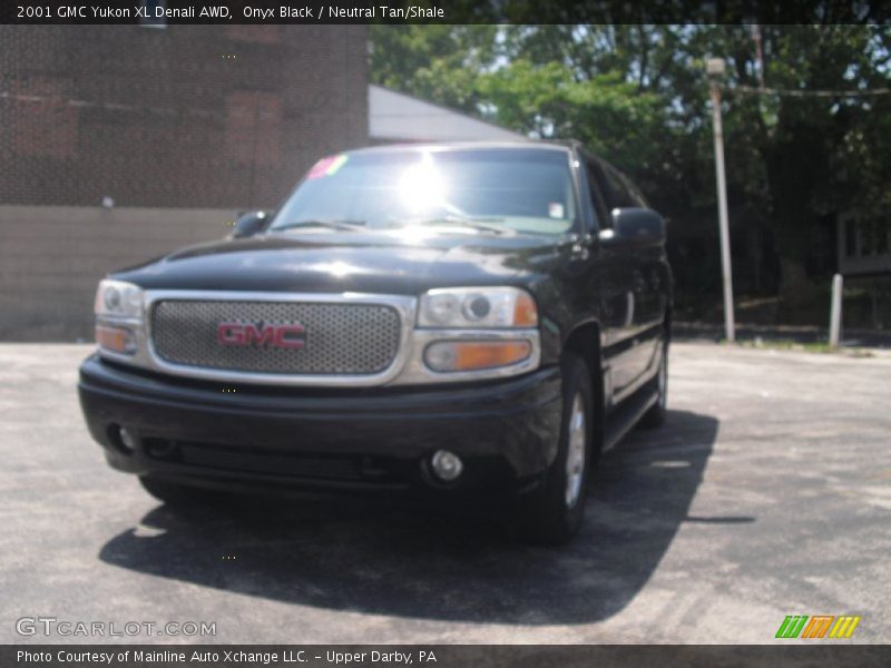 Onyx Black / Neutral Tan/Shale 2001 GMC Yukon XL Denali AWD