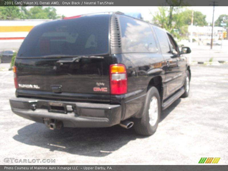Onyx Black / Neutral Tan/Shale 2001 GMC Yukon XL Denali AWD