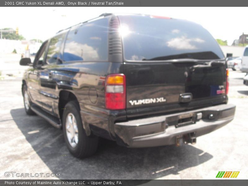 Onyx Black / Neutral Tan/Shale 2001 GMC Yukon XL Denali AWD