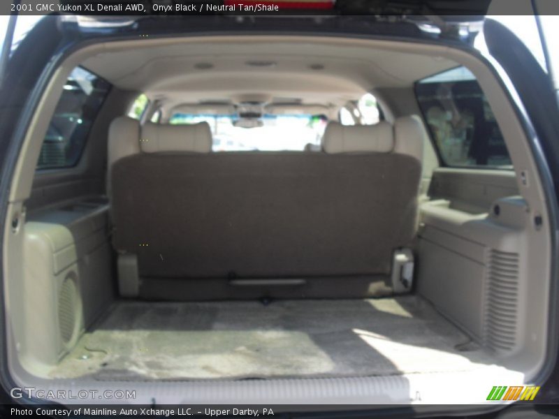 Onyx Black / Neutral Tan/Shale 2001 GMC Yukon XL Denali AWD