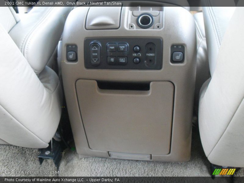 Onyx Black / Neutral Tan/Shale 2001 GMC Yukon XL Denali AWD