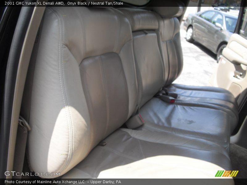 Onyx Black / Neutral Tan/Shale 2001 GMC Yukon XL Denali AWD