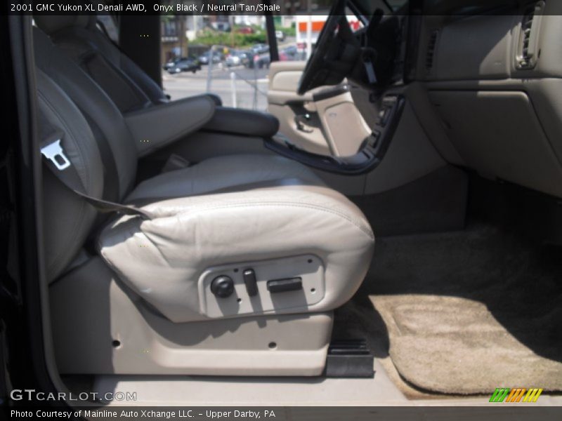 Onyx Black / Neutral Tan/Shale 2001 GMC Yukon XL Denali AWD