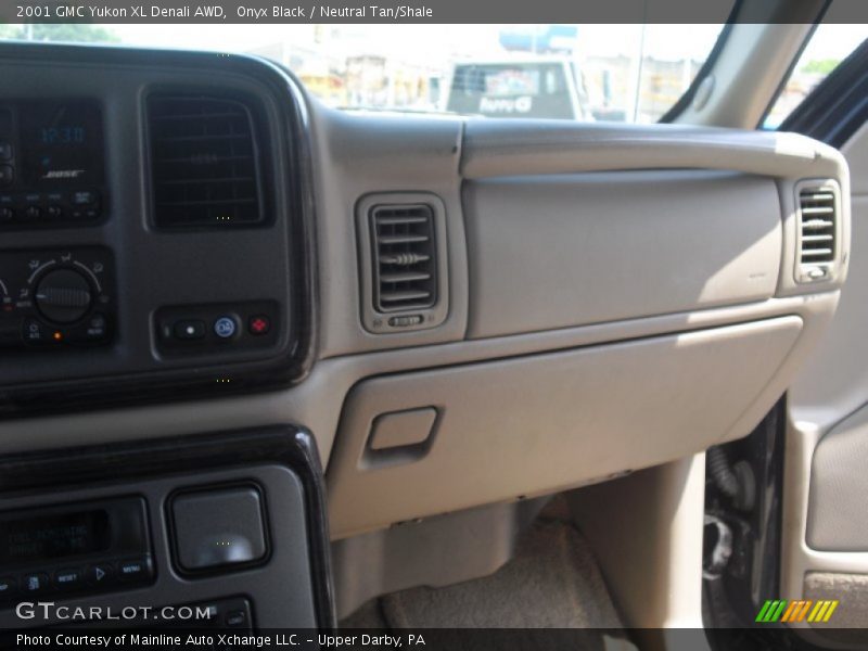 Onyx Black / Neutral Tan/Shale 2001 GMC Yukon XL Denali AWD