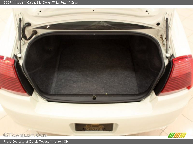 Dover White Pearl / Gray 2007 Mitsubishi Galant SE