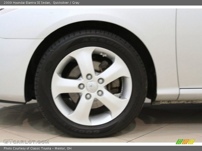 Quicksilver / Gray 2009 Hyundai Elantra SE Sedan