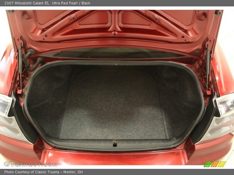 2007 Galant ES Trunk