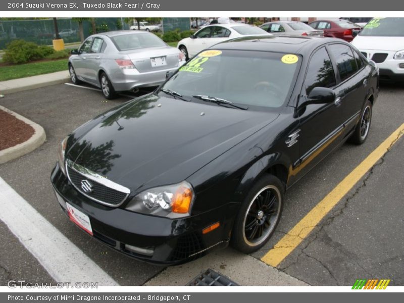 Tuxedo Black Pearl / Gray 2004 Suzuki Verona EX