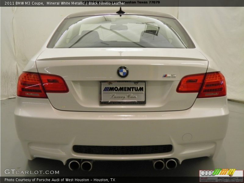 Mineral White Metallic / Black Novillo Leather 2011 BMW M3 Coupe