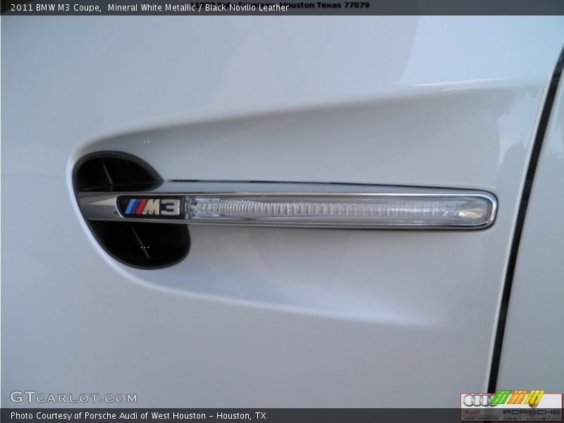 Mineral White Metallic / Black Novillo Leather 2011 BMW M3 Coupe
