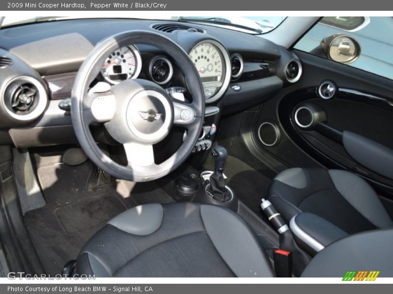 Pepper White / Black/Grey 2009 Mini Cooper Hardtop