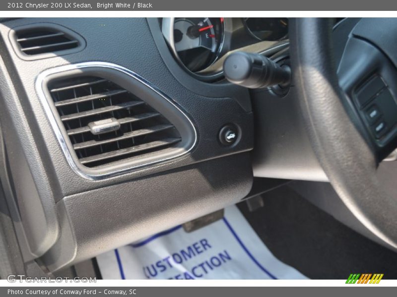 Bright White / Black 2012 Chrysler 200 LX Sedan