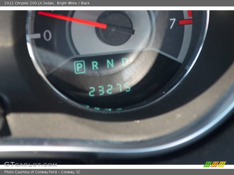 Bright White / Black 2012 Chrysler 200 LX Sedan