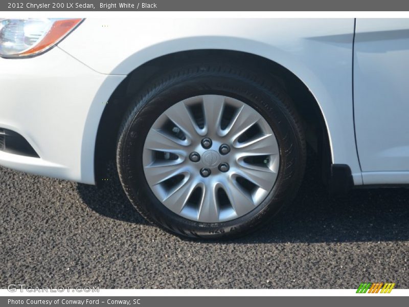 Bright White / Black 2012 Chrysler 200 LX Sedan