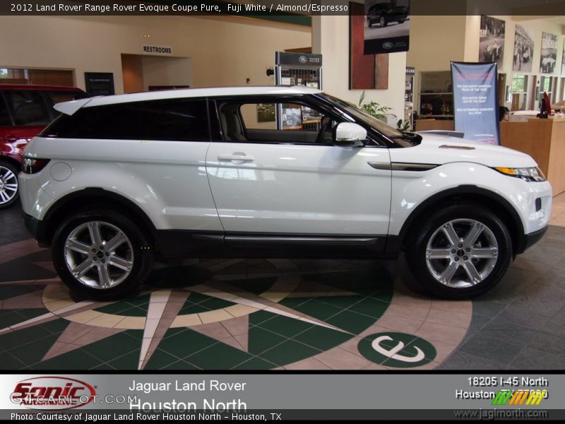 Fuji White / Almond/Espresso 2012 Land Rover Range Rover Evoque Coupe Pure