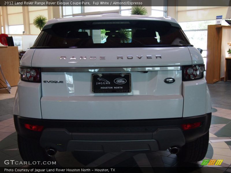 Fuji White / Almond/Espresso 2012 Land Rover Range Rover Evoque Coupe Pure