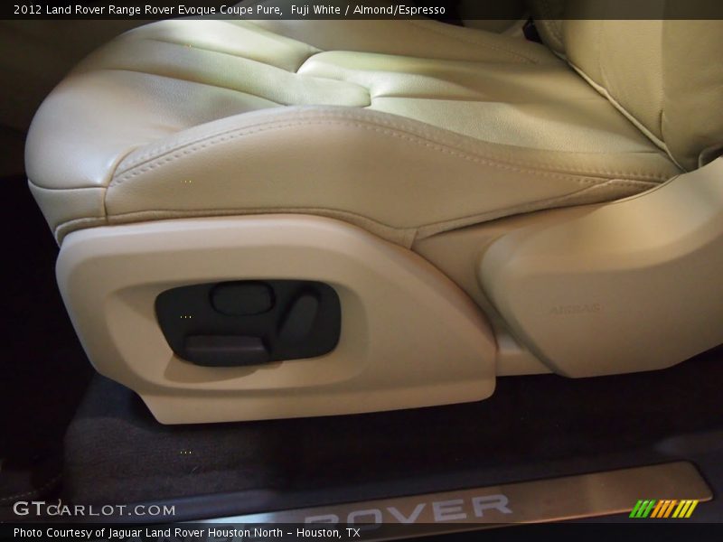 Front Seat of 2012 Range Rover Evoque Coupe Pure