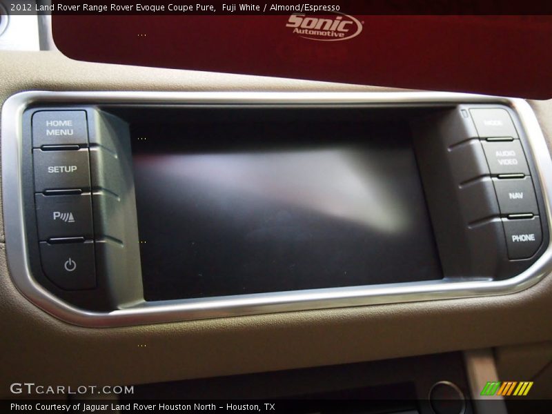 Fuji White / Almond/Espresso 2012 Land Rover Range Rover Evoque Coupe Pure