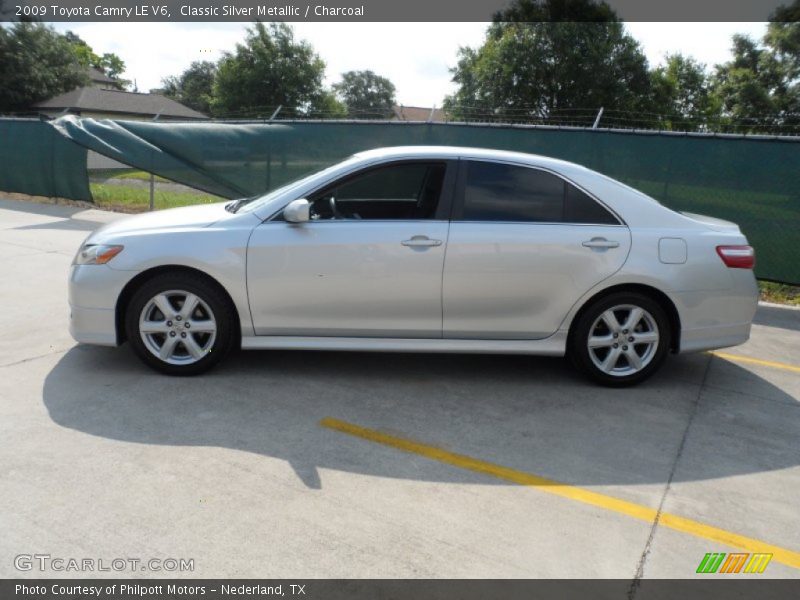 Classic Silver Metallic / Charcoal 2009 Toyota Camry LE V6