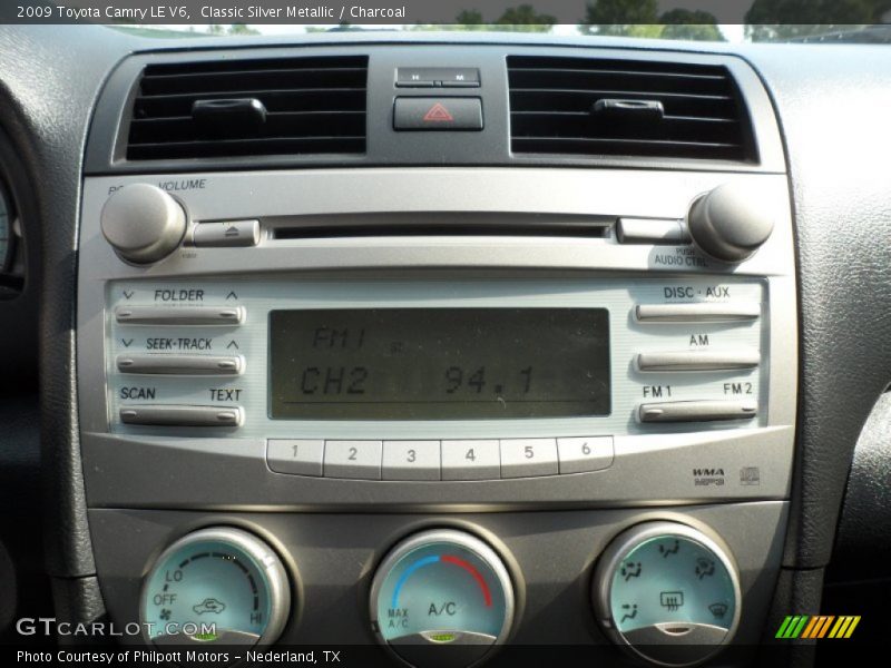 Classic Silver Metallic / Charcoal 2009 Toyota Camry LE V6