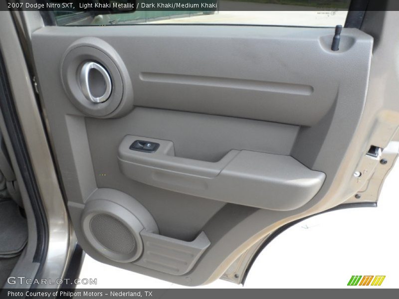Light Khaki Metallic / Dark Khaki/Medium Khaki 2007 Dodge Nitro SXT
