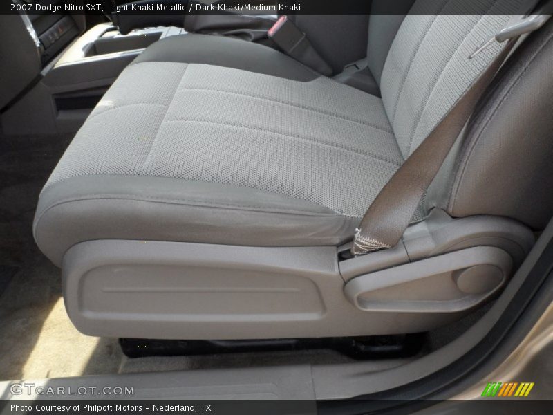 Light Khaki Metallic / Dark Khaki/Medium Khaki 2007 Dodge Nitro SXT