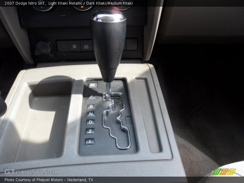 Light Khaki Metallic / Dark Khaki/Medium Khaki 2007 Dodge Nitro SXT